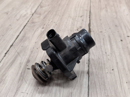 2016-2022 BMW G12 750i Engine Motor Heat Coolant Thermostat 8685978