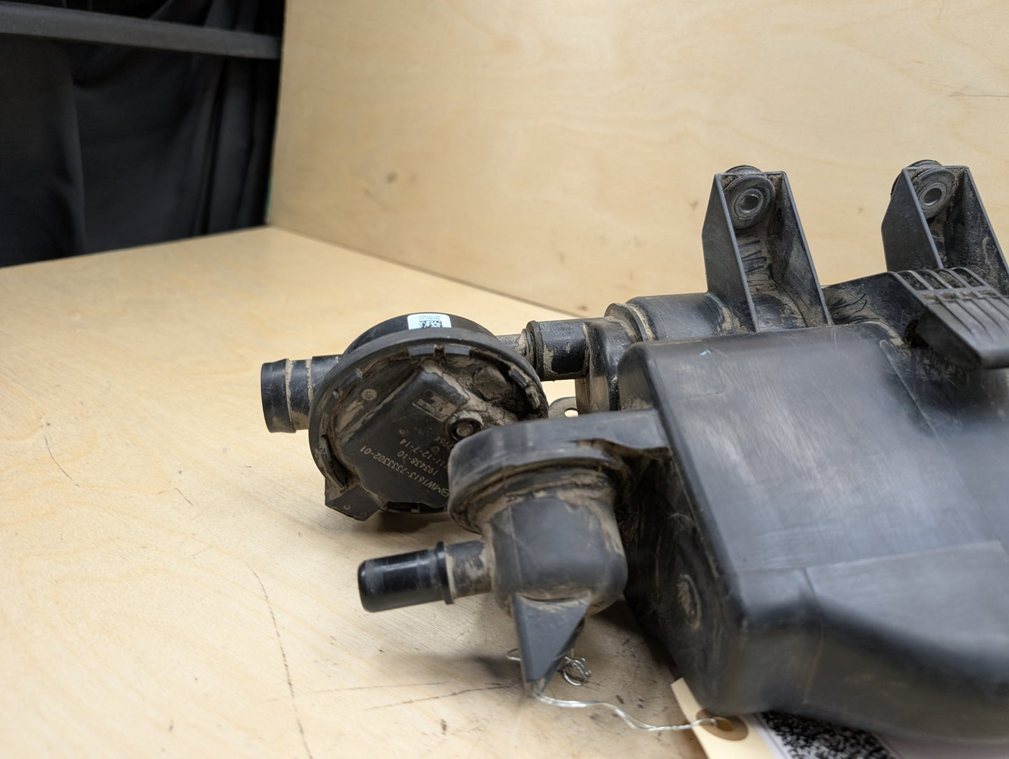 2012-2018 BMW 335i F30 Fuel Vapor Charcoal Canister 7244151