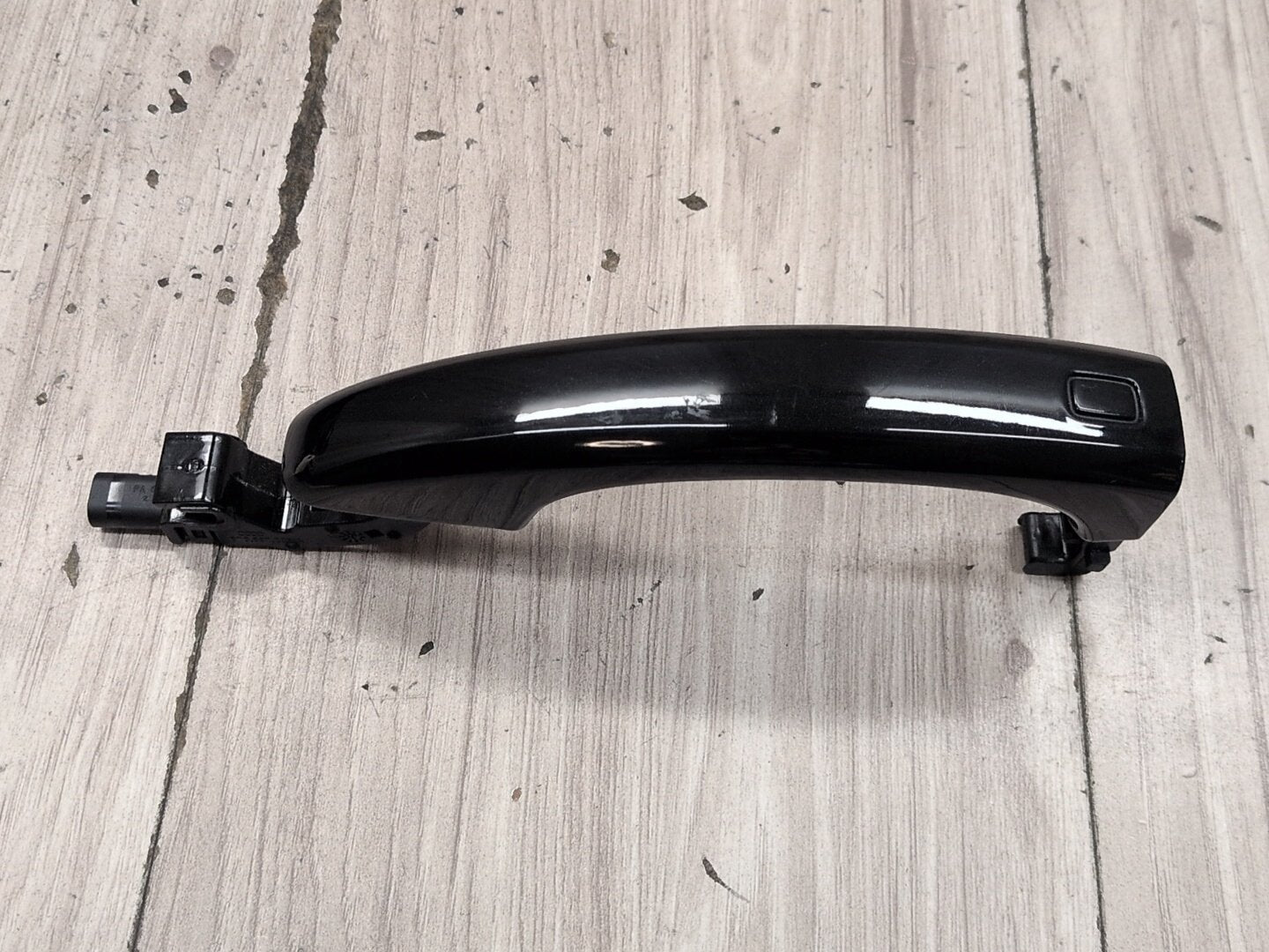 2015-2018 Audi Q3 8U Front or Rear Right Passenger Exterior Door Handle 8T0837205A