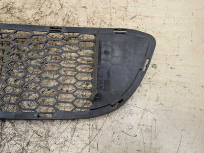 2008-2013 BMW 135i E88 Front Middle Center Bumper Cover Grille 8045432 OEM