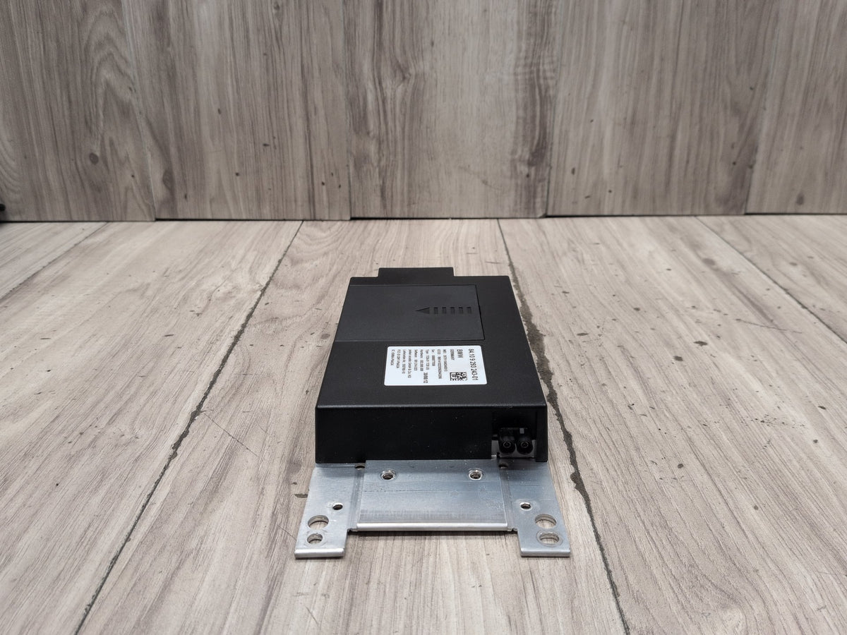 2011-2016 BMW M5 F10 Antenna Telematics Control Module 9293243 OEM