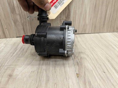 16-24 OEM BMW F90 G11 G12 G30 M5 Engine Electric Auxiliary Water Coolant Pump