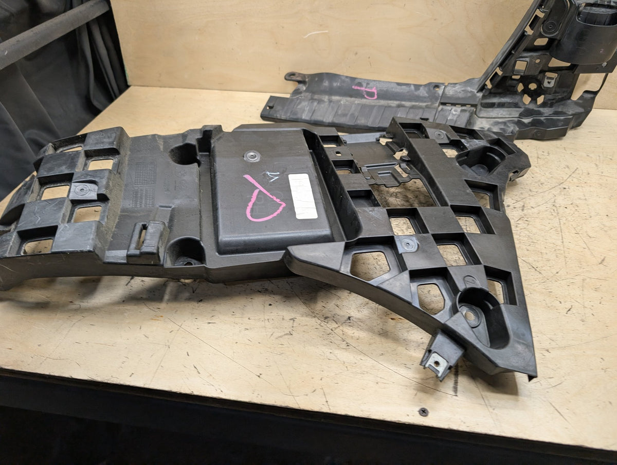 2019-2026 BMW X5 G05 Rear Right Passenger Bumper Support Brackets 7420652 OEM