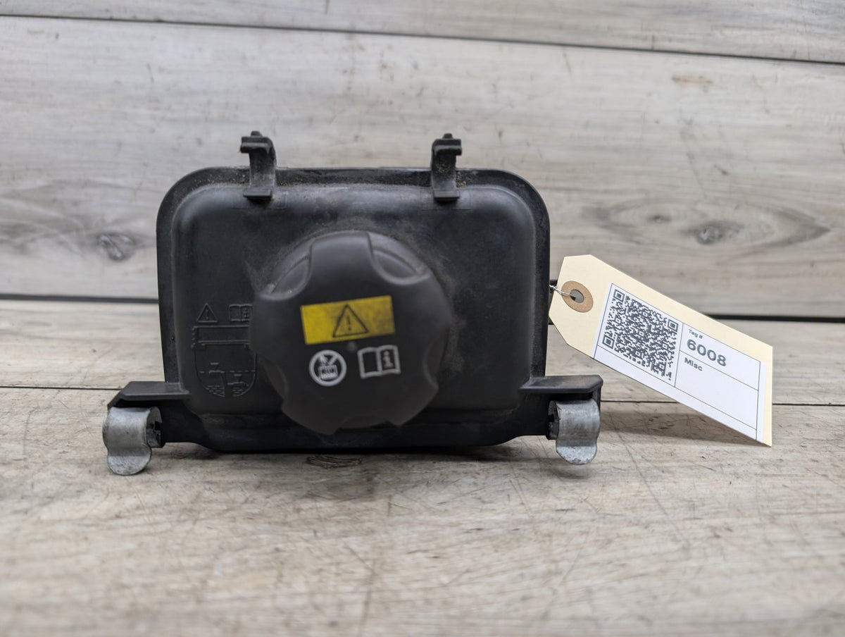 2016-2022 BMW 750Li G12 Coolant Expansion Tank Reservoir 8610658 OEM