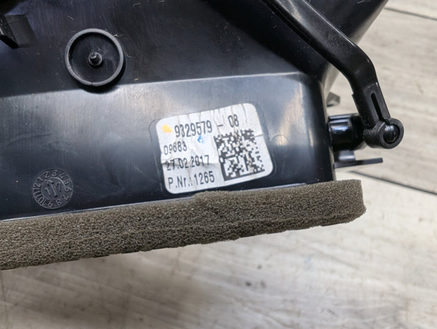 OEM BMW F90 G30 G31 G32 530 540 M550 M5 Center Dashboard AC Heat Fresh Air Vents