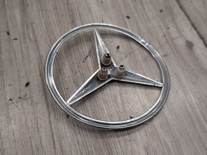 2009-2012 Mercedes-Benz E550 W212 Emblem Badge Symbol Logo A2128170016 OEM