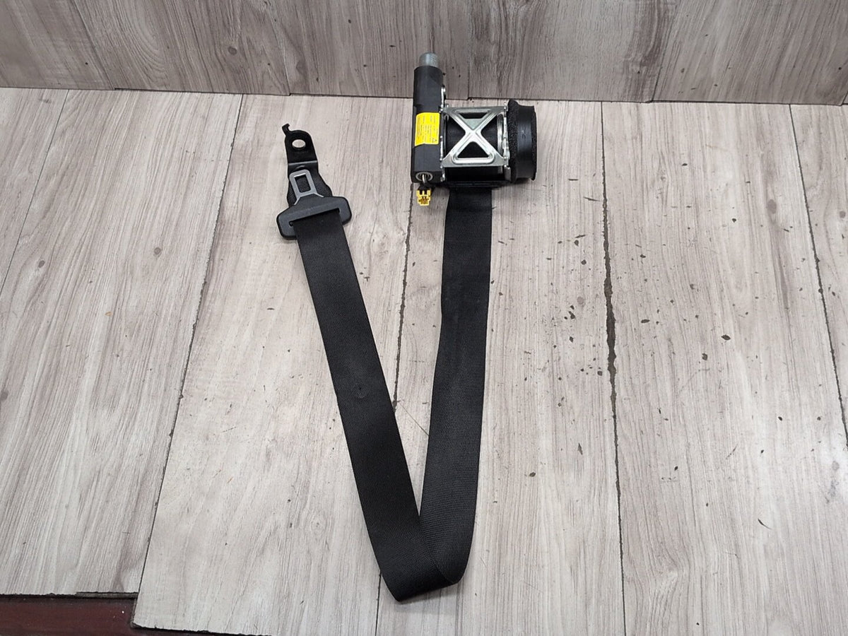 2009-2012 Mercedes-Benz E550 W212 Rear Left Driver Seatbelt Seat Belt Retractor A2128600385 OEM