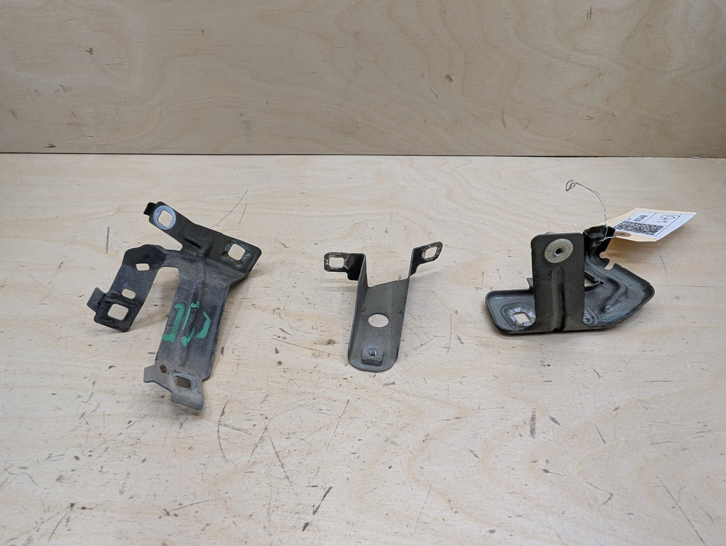 12-20 OEM BMW F30 F32 F33 F36 Front Left Driver Fender Wing Holder Bracket SET