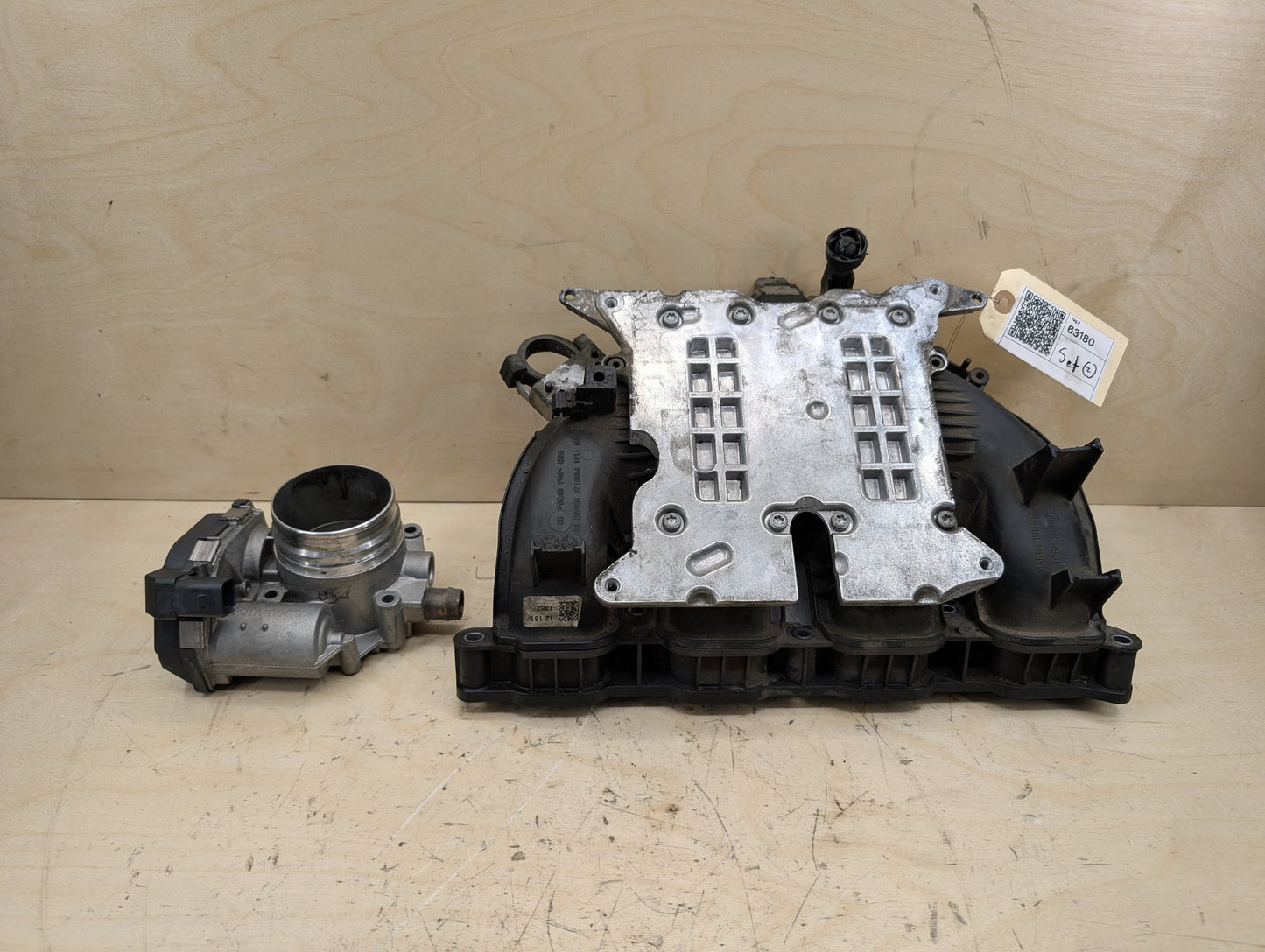 2012-2018 BMW 328i F30- Engine Motor Intake Manifold W/ Throttle Body & Sensor PN: 7588126