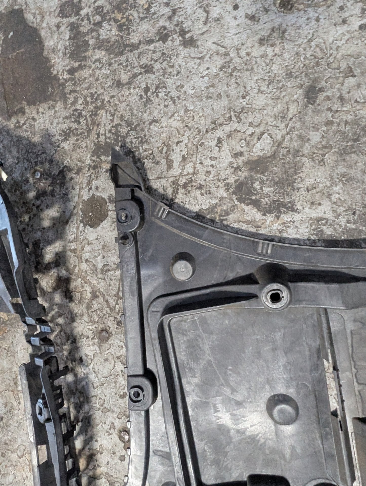 2017-2023 BMW 530i G30 Rear Left Right Center Bumper Support Brackets SET 7387296