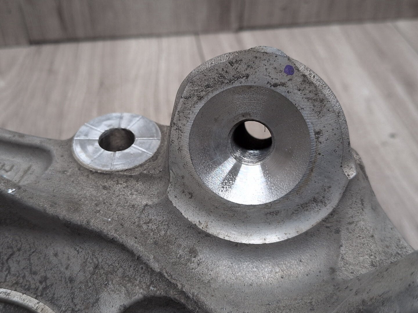 OEM BMW G20 330 M340 REAR Right Passenger Knuckle Wheel Hub Spindle Bearing