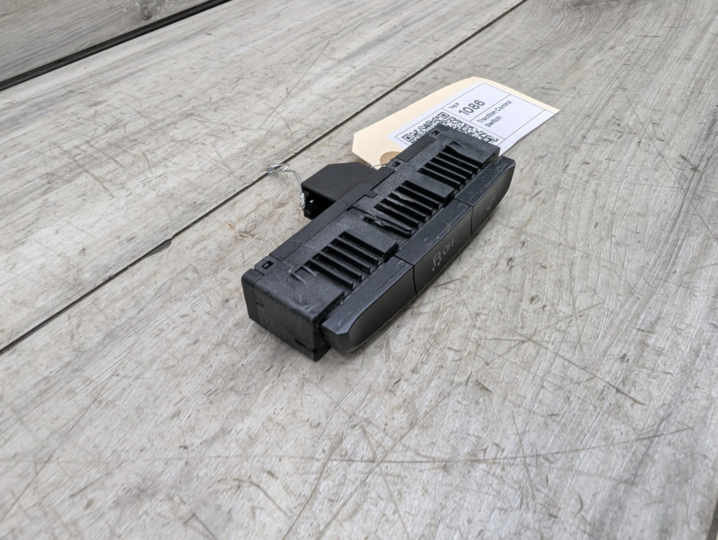 2009 - 2017 Audi Q5 8R Operating Traction Switch 8R0959673B EA888