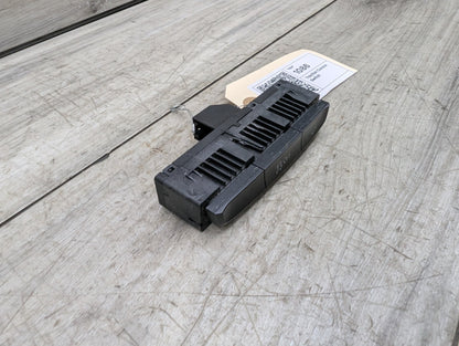 2009 - 2017 Audi Q5 8R Operating Traction Switch 8R0959673B EA888