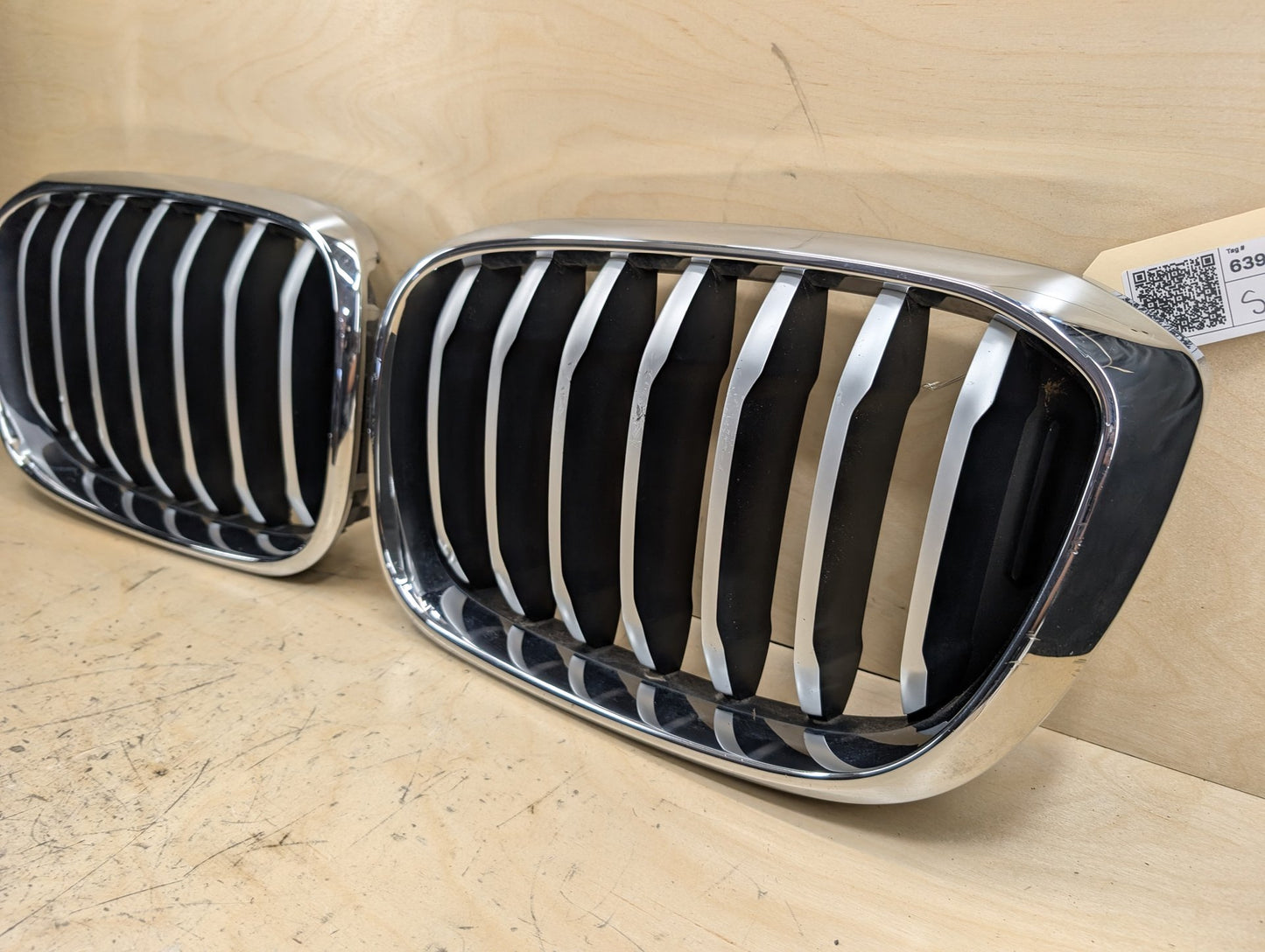 2018-2024 BMW X3 G01 Front Left Right Upper Bumper Cover Kidney Grilles SET 7464922