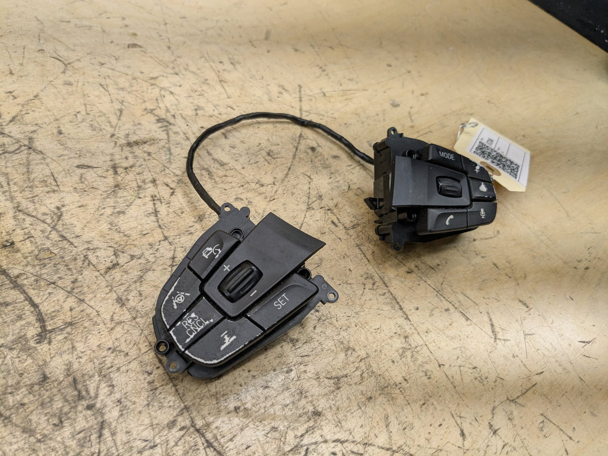 2018-2023 BMW M550i G30 Steering Wheel Switch Buttons 7854189 OEM