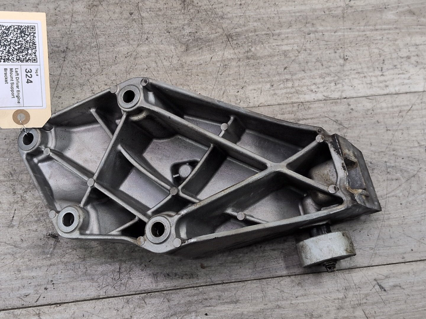 OEM BMW G01 G05 G12 G20 G22 G26 G30 Left Driver Engine B58 Motor Mount Bracket