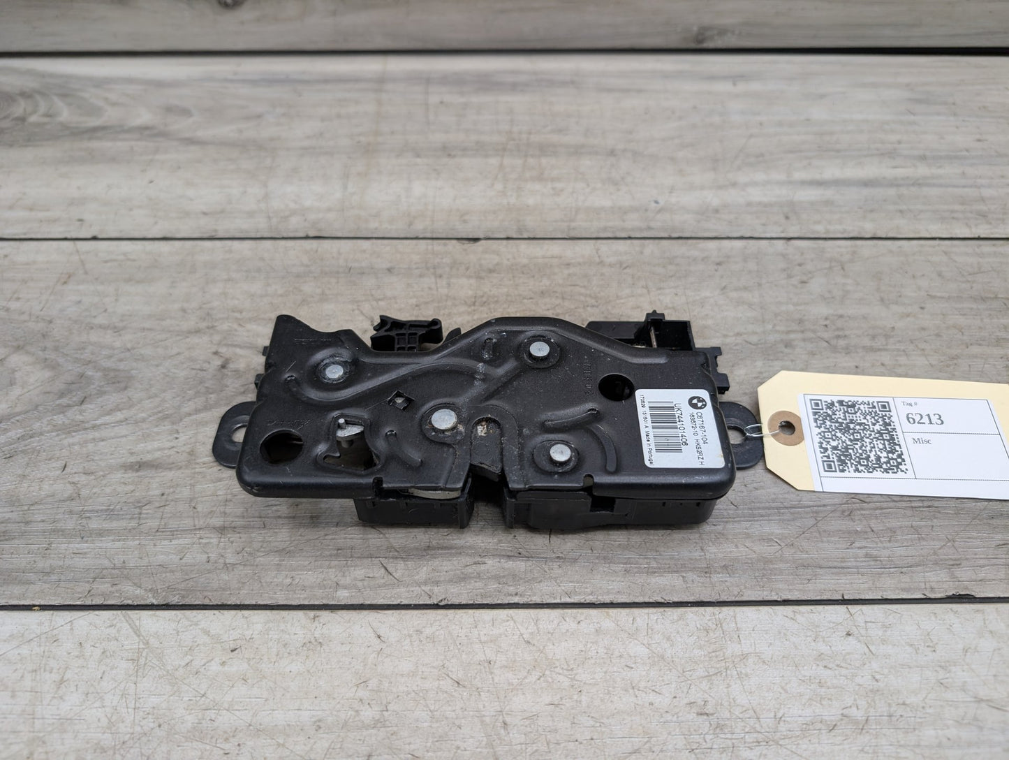 2017-2023 BMW M550i xDrive G30 Liftgate Trunk Lid Liftgate Lock Latch Actuator 7441014