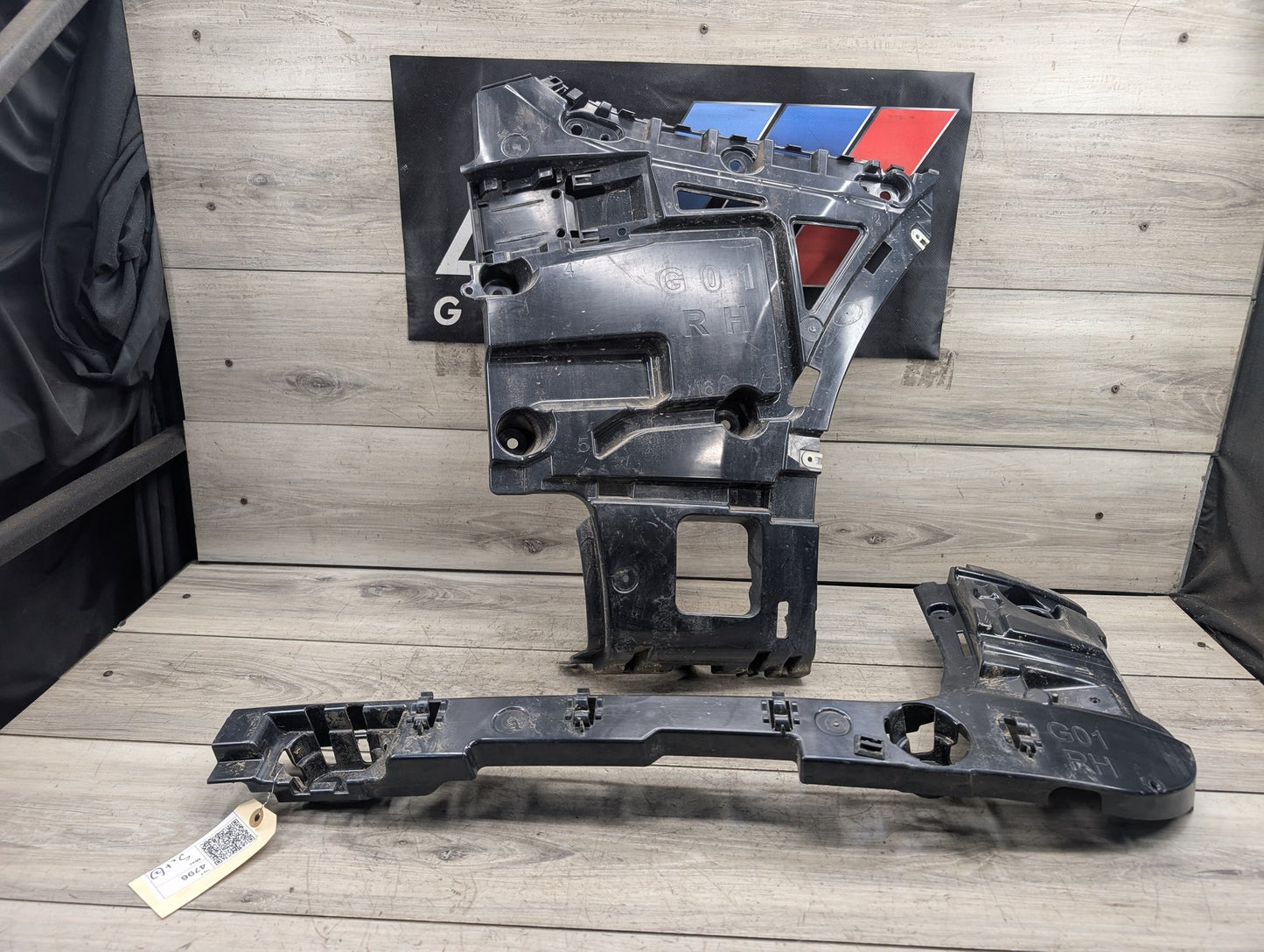 2018 - 2024 BMW X3 G01 Rear Right Passenger Bumper Support Brackets SET 7400666 B46B20O1