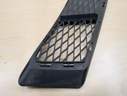 2007-2013 BMW 328i E93 Front Left Center Bumper Cover Grilles SET 7154719