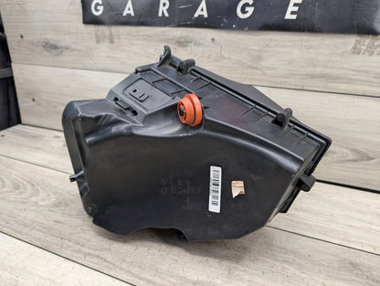2018 - 2024 BMW X3 G01 Engine Air Filter Box Assembly 8744709 B58B30O1