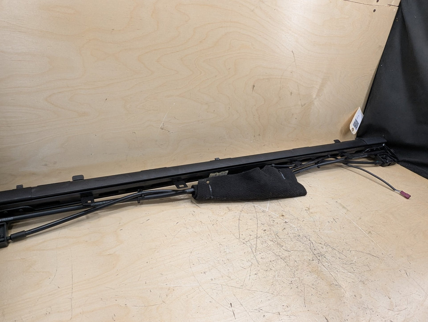2016-2022 BMW 750i G12 Rear Windshield Glass Roller Sun Shade Blind 7425528