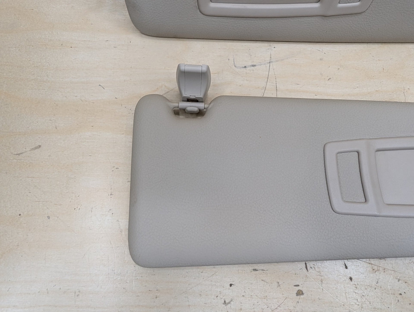 2012-2018 BMW 328i F30 Front Left Right Sun Visor SET 7322229