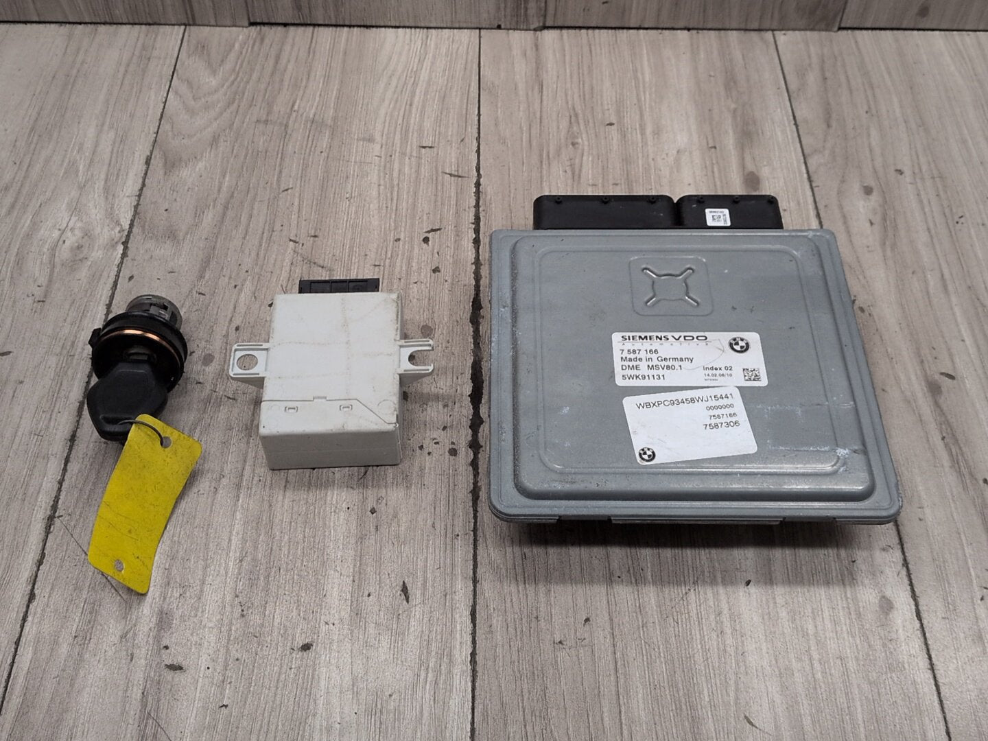 BMW X3 E83 Engine Motor ECU DME Computer w/ Cas &amp; Key SET MSV80 7587166