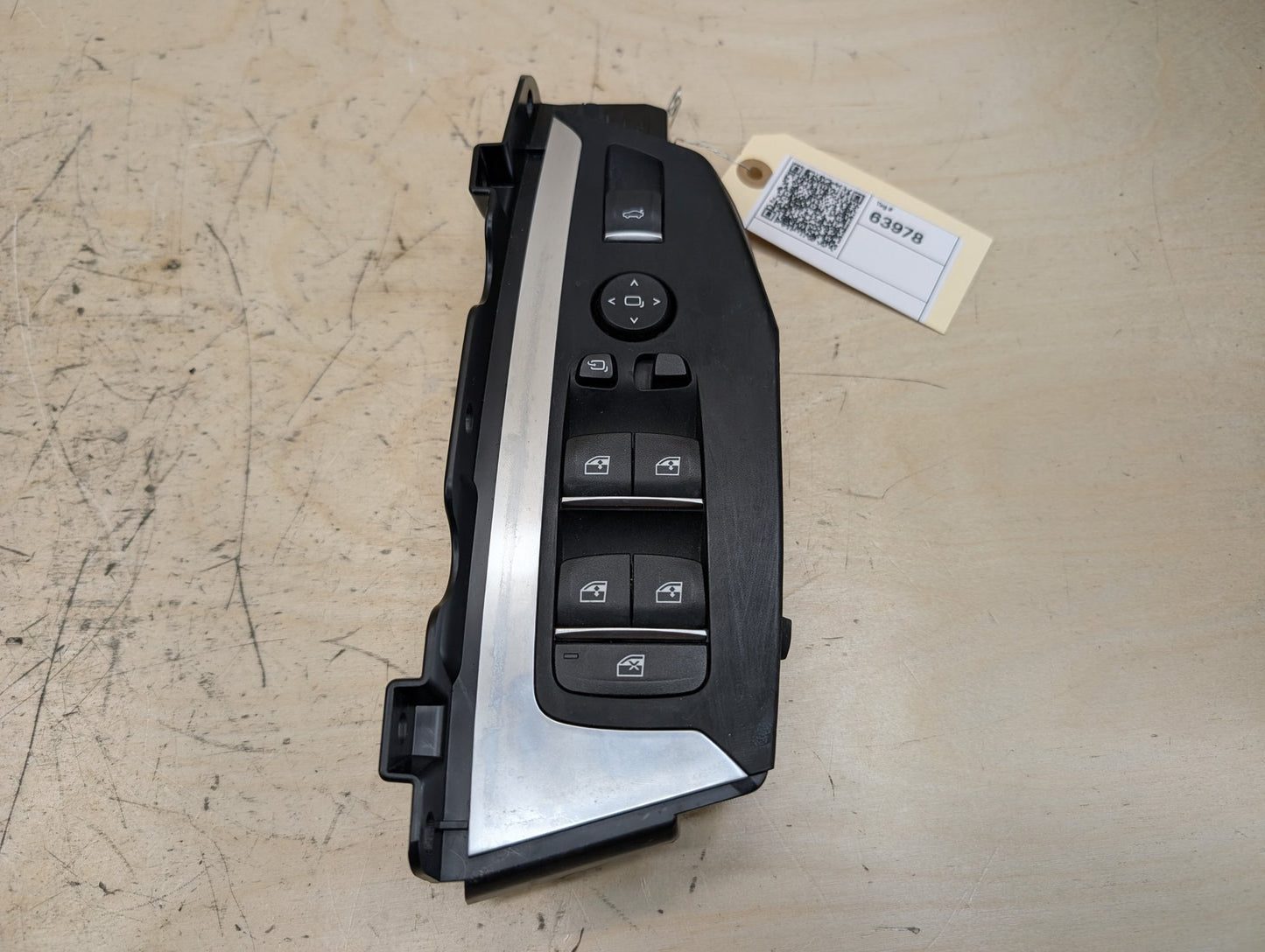 2018-2024 BMW X3 G01 Front Left Driver Door Master Window Switch 6832729