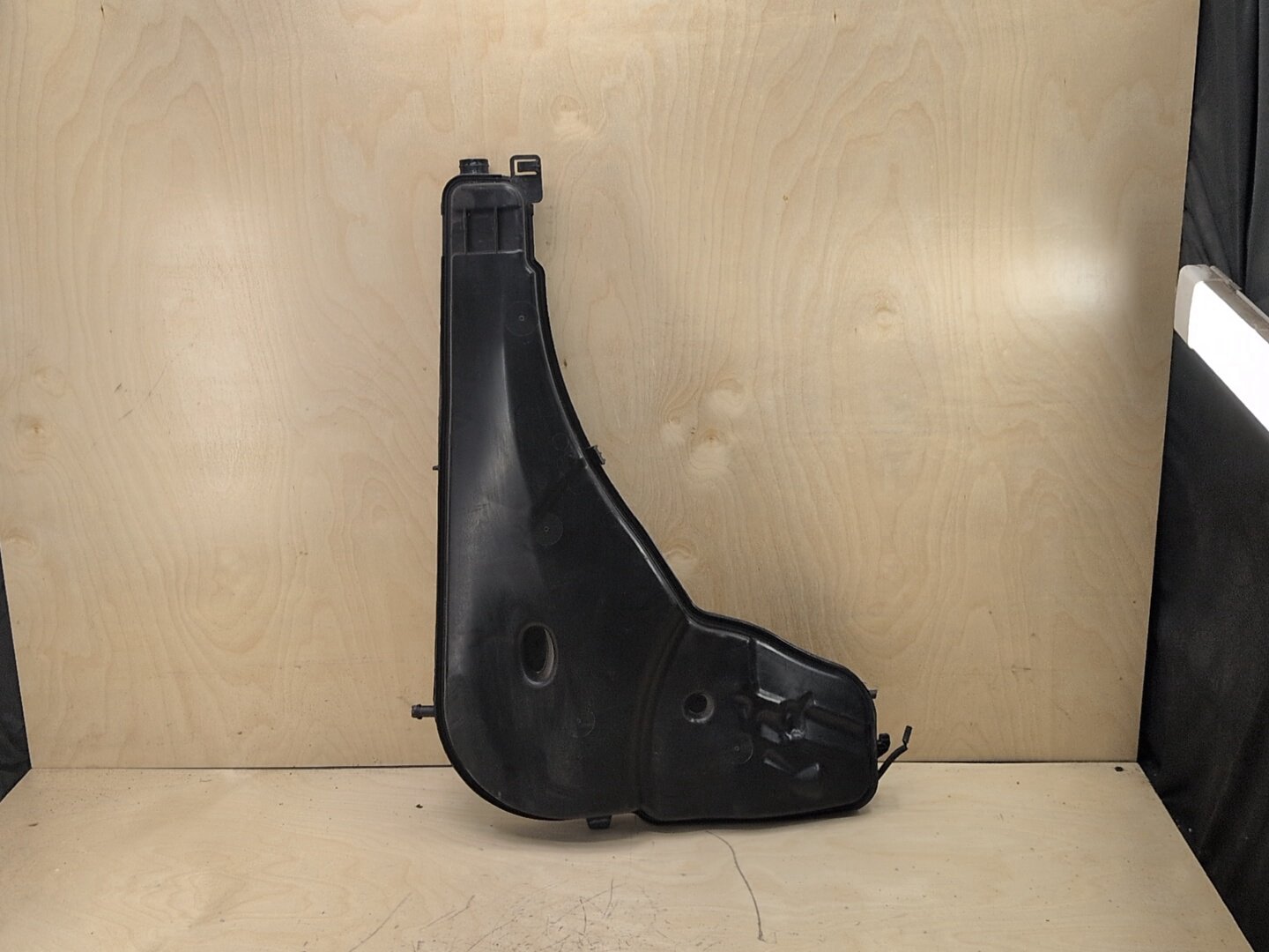 OEM BMW F97 F97 X3 X4 X3M X4M Windshield Wipe Washer Bottle Tank Reservoir