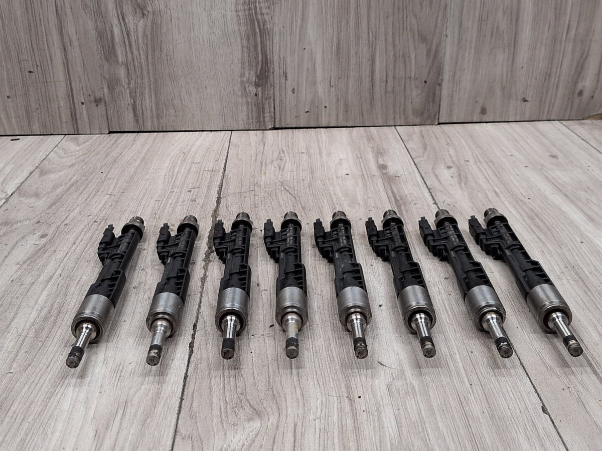 2017-2023 BMW M550i G30 Engine Motor Fuel Injector SET 8638255