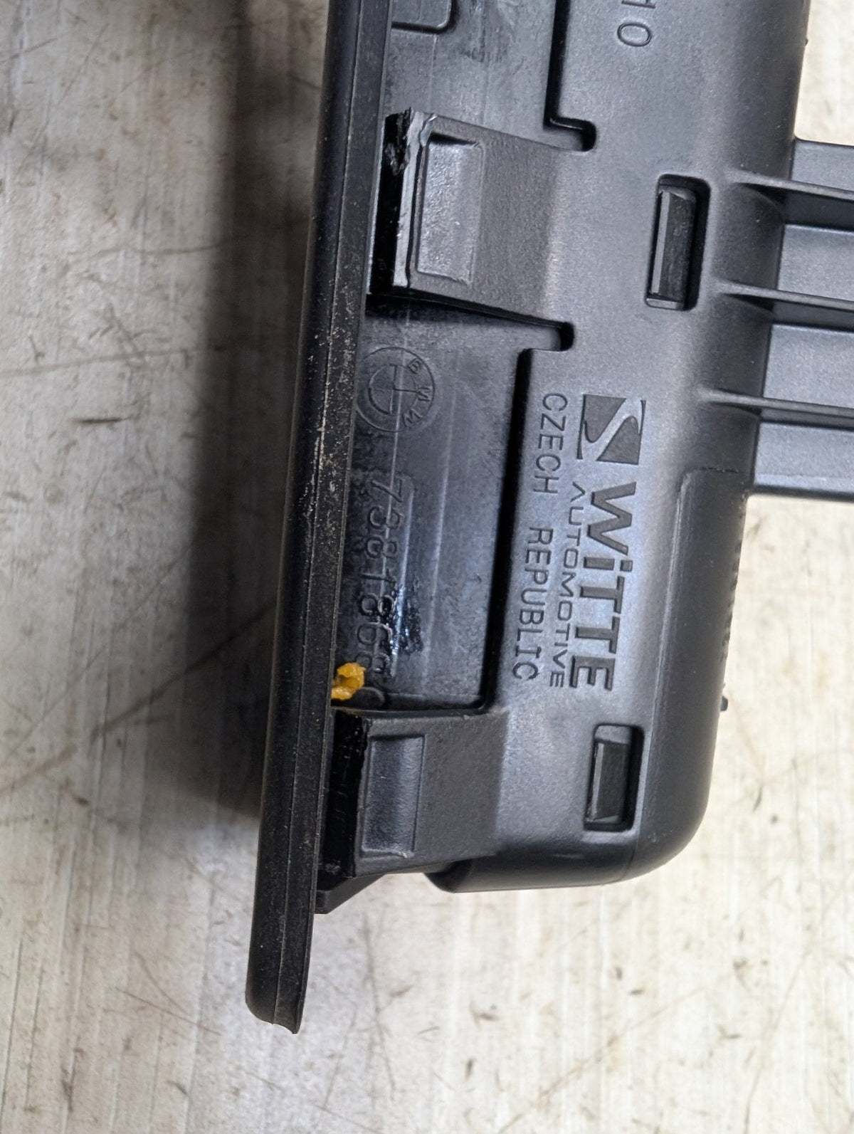 OEM BMW G30 530 540 M550 M5 X5 Rear View Camera Trunk Lid Handle Push Button