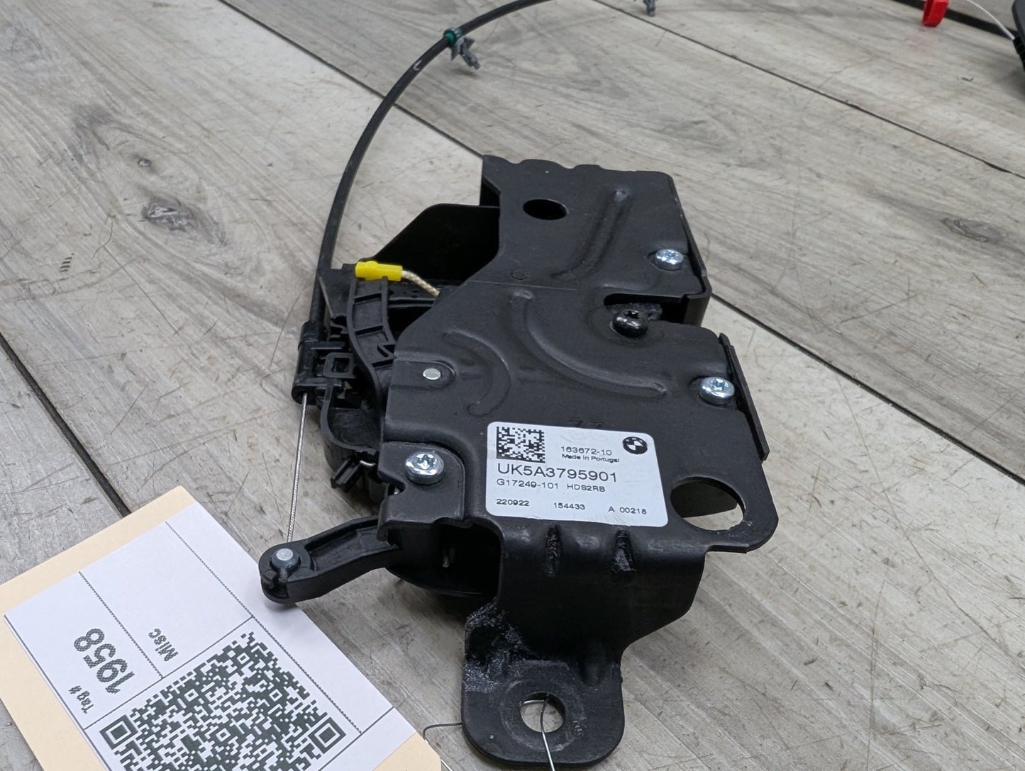 2021-2026 BMW 430i G22 Liftagte Trunk Lid Liftgate Lock Latch Actuator 5A37959