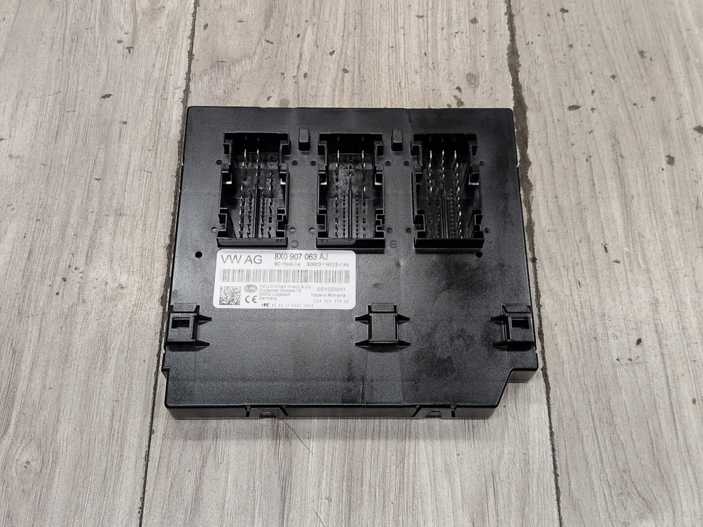 2015-2018 Audi Q3 8U BCM Body Control Module 8X0907063AJ
