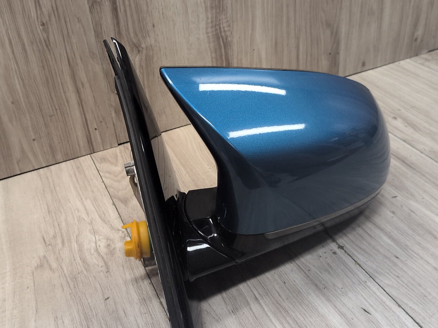 2015 - 2019 BMW X6 F86 Front Left Driver Side Mirror Assembly 8061687 S63B44T2