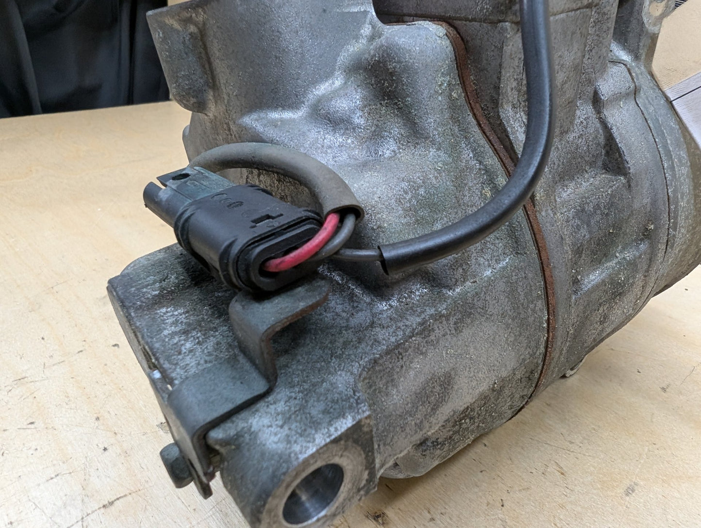 OEM BMW F02 F10 F15 F30 F32 F33 F36 AC Compressor Clutch A/C Pump W/ Pulley N55