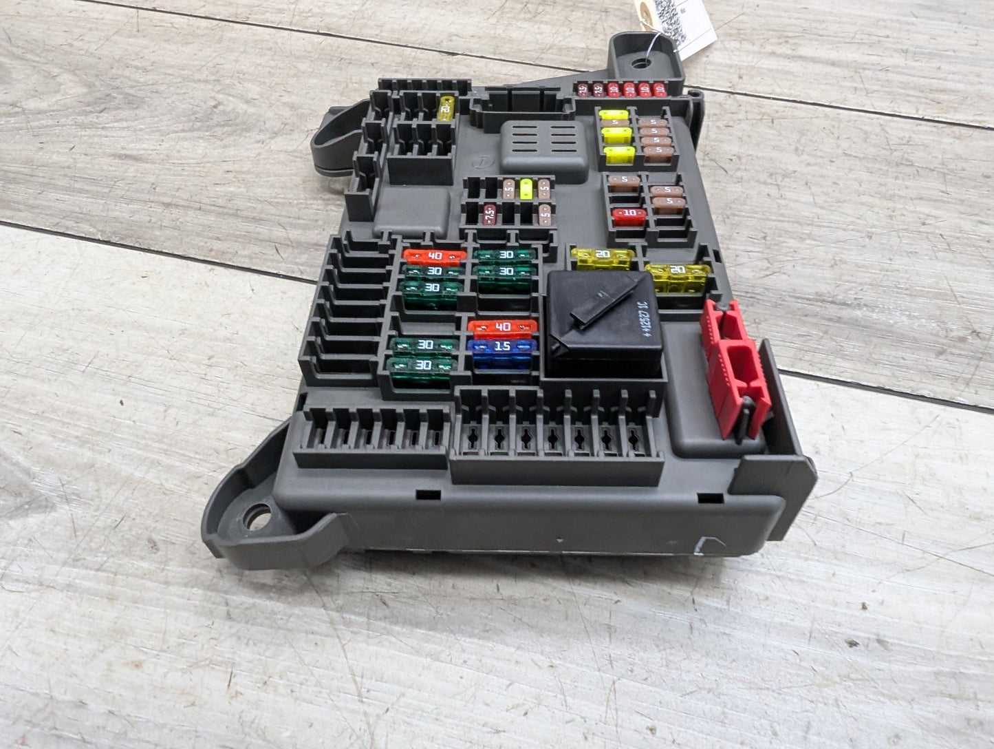 2007-2013 BMW X5 E70 Rear Power Distribution Fuse Box 6931687