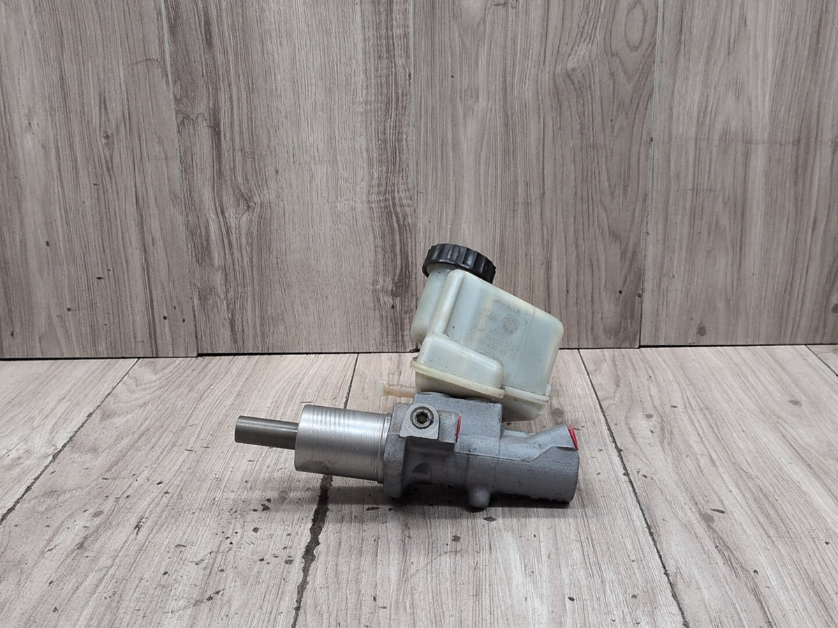 2009-2012 Mercedes-Benz E550 W212 Brake ABS Cylinder A2044300002 OEM