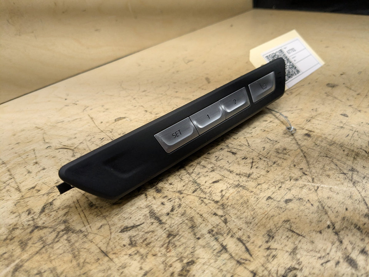 2016-2019 BMW 750i G12 Front Left Driver Seat Memory Switch 9382804 OEM