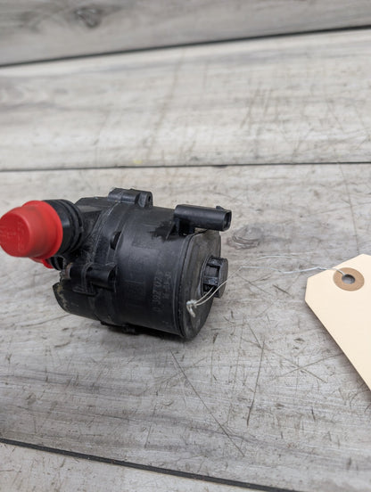 16-19 OEM BMW G11 G12 G30 M550 750 M760 Auxiliary Electric Coolant Water Pump
