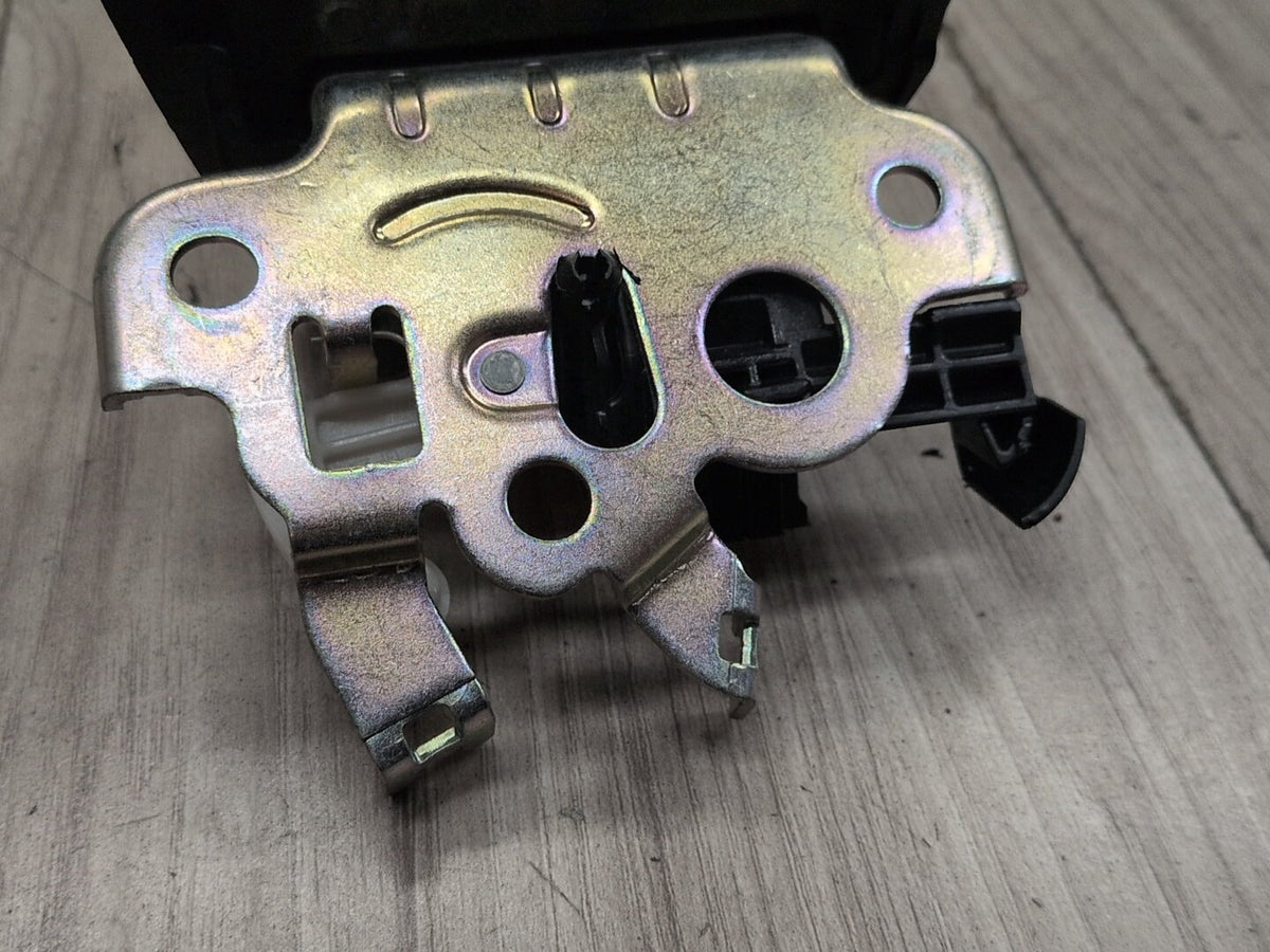 2015-2018 Audi Q3 8U Lower Liftgate Tailgate Lock Latch Actuator 8R0827505 OEM