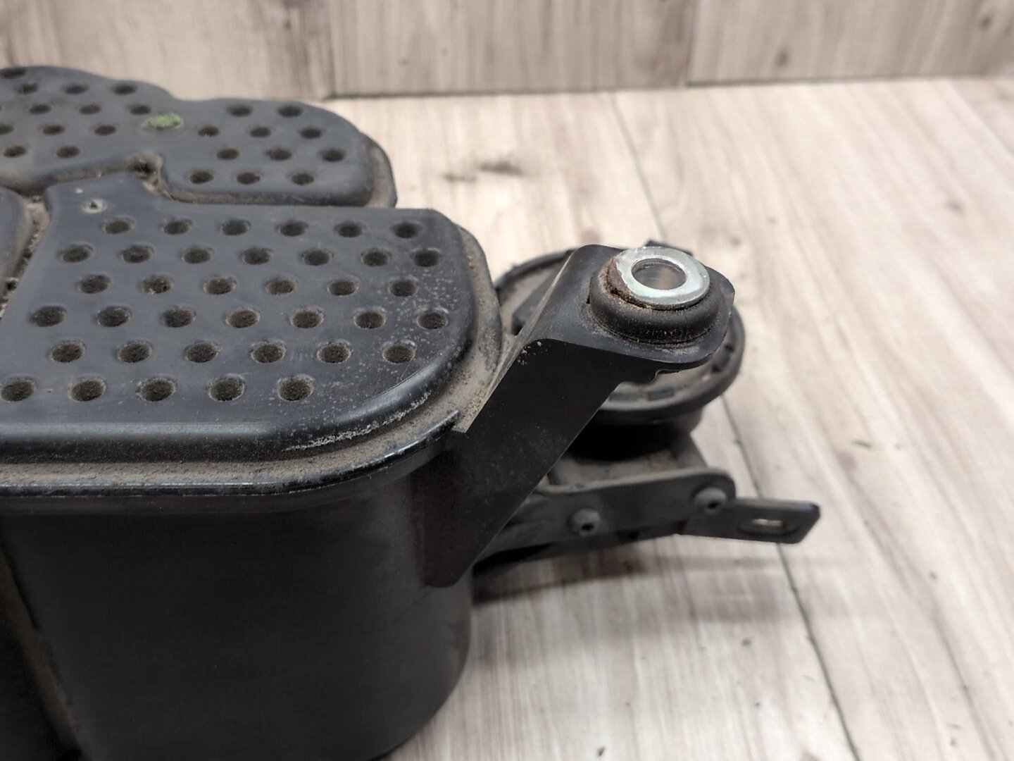 2013 - 2017 Audi S5 8T Fuel Vapor Charcoal Canister 8K0201801C CTUB