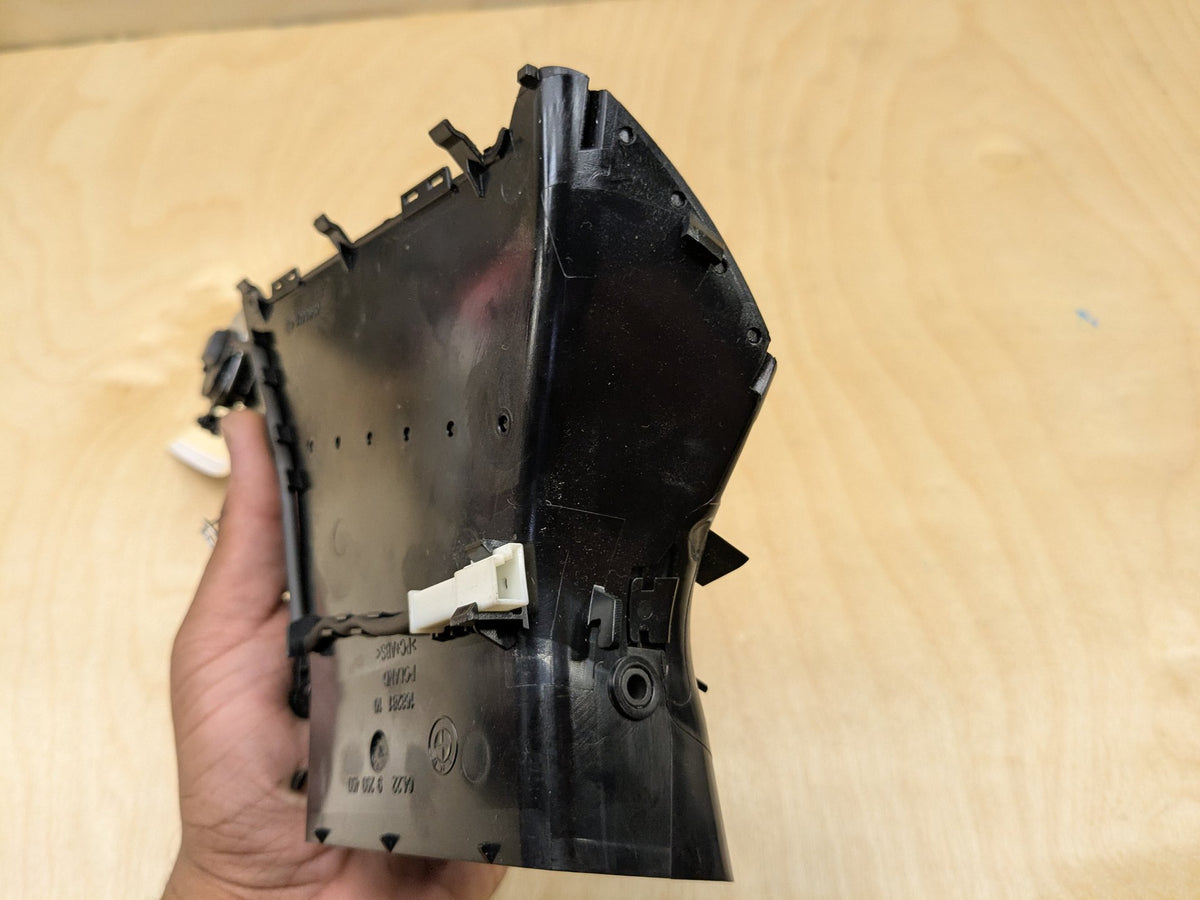 16-19 OEM BMW G12 740 750 Dash Dashboard Right Passenger Side Air Vent