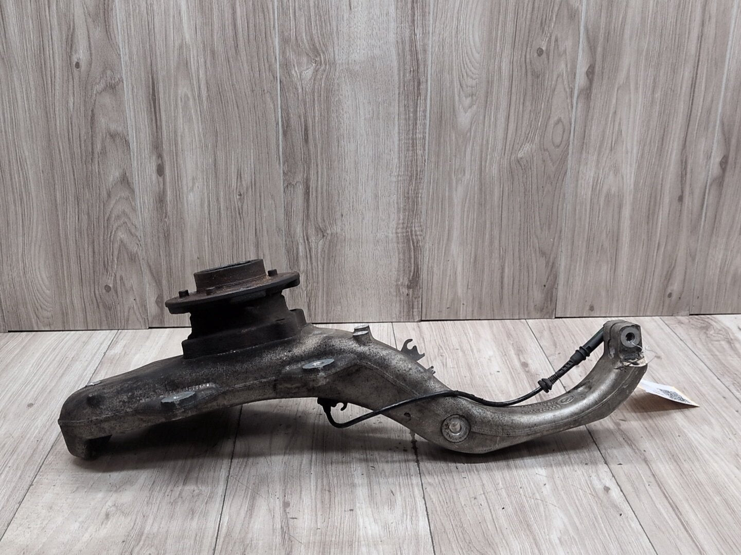 OEM BMW E70 E71 F15 F16 F85 X5 X6 Front Left Driver Spindle Hub Carrier Knuckle