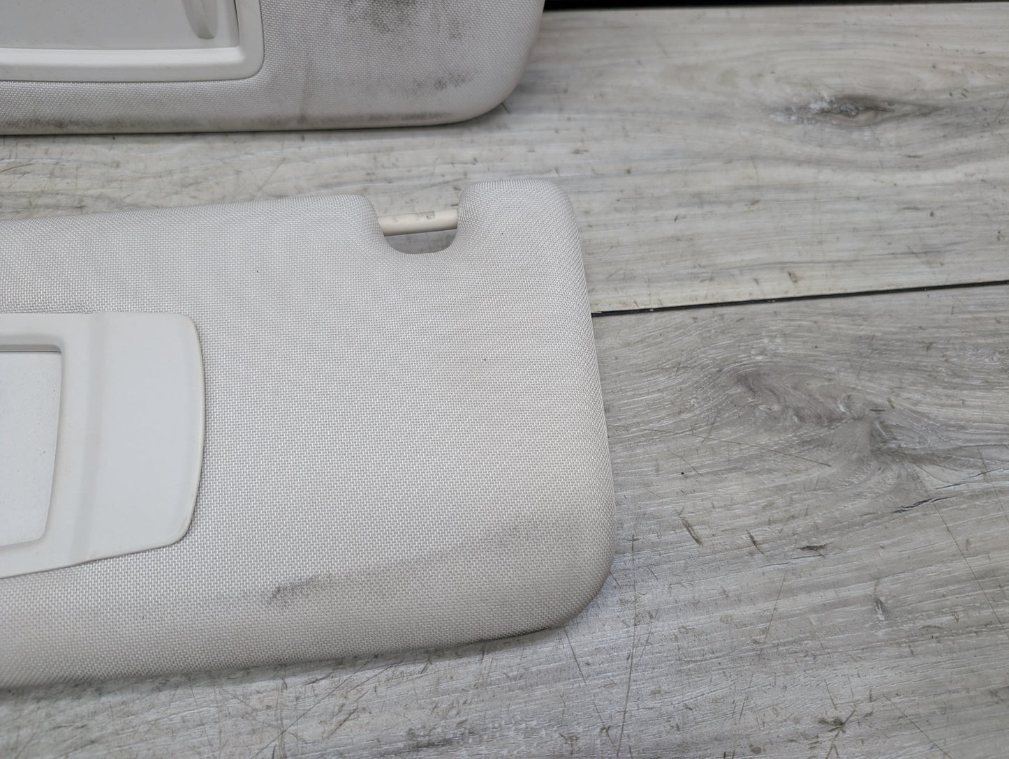 16-22 OEM BMW G11 G12 740 750 M760 B7 Right Passenger Interior Sun Visor Beige