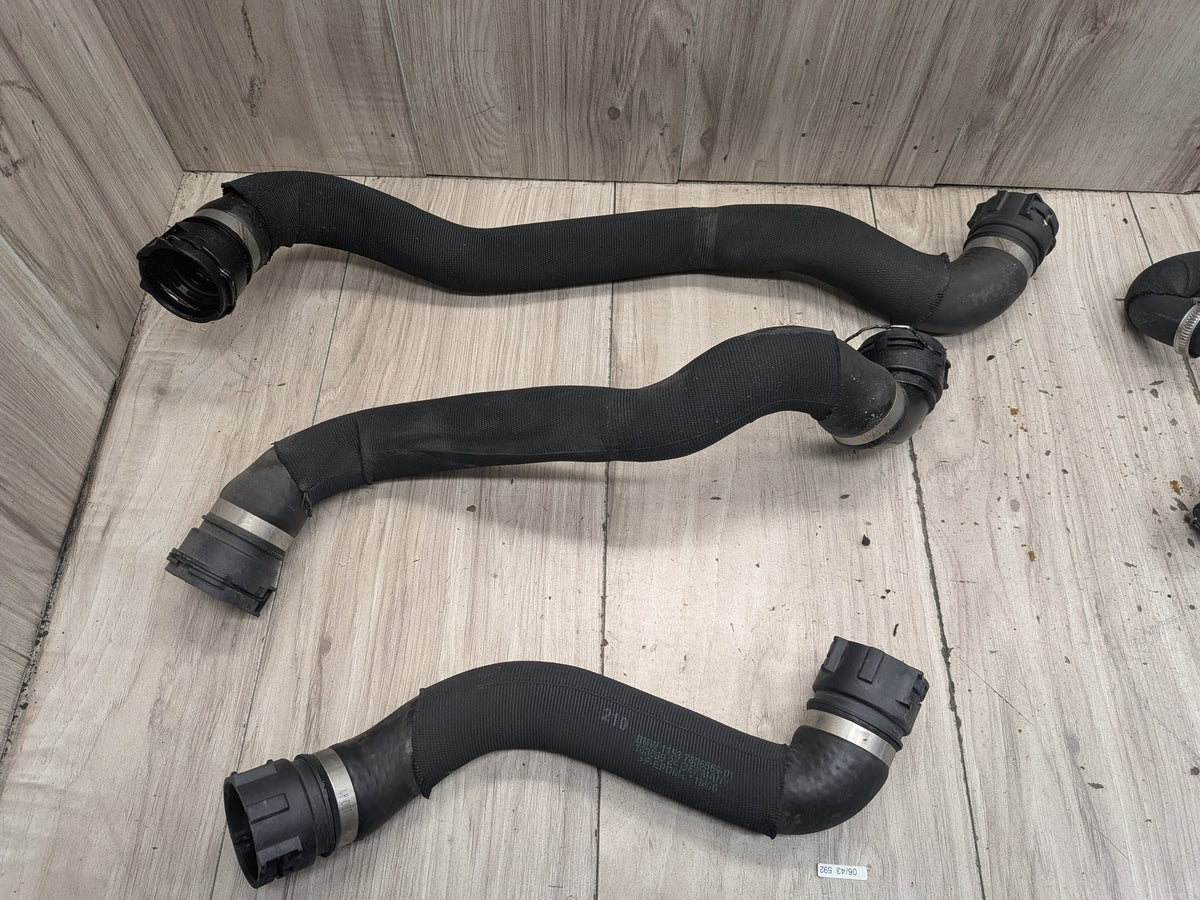 2004-2010 BMW M6 E64 Engine Radiator Coolant Pipe Hose 7834055 OEM