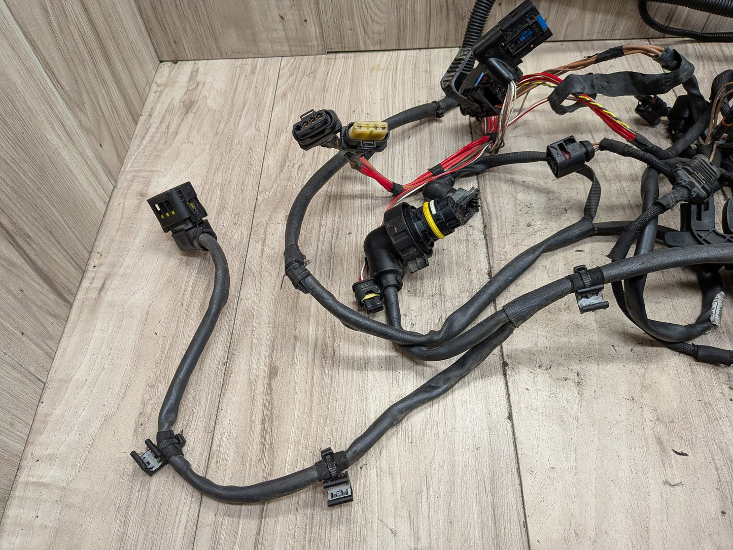 OEM BMW G05 G07 G12 G30 Engine N63R N63M Cable Injector Valve Wiring Harness 5-8