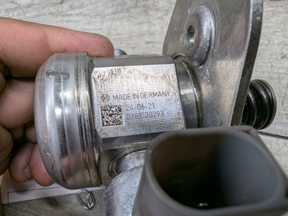 OEM BMW F06 F10 F13 F15 F16 F85 X5 Engine N63 S63 HPFP High Pressure Fuel Pump