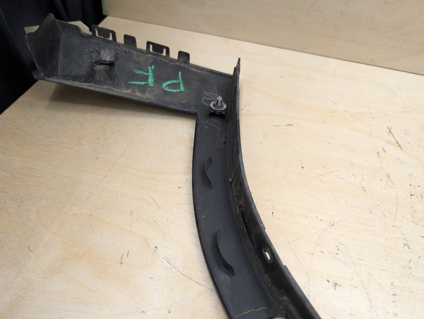 OEM BMW G01 G02 X3 X4 Front Right Passenger Fender Flare Wheel Arch Molding Trim