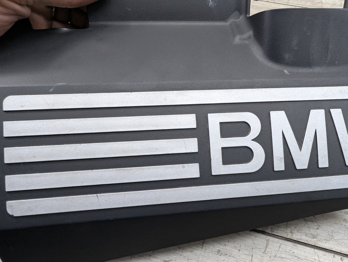 2007 - 2013 BMW X5 E70 Engine Cover 7524708 N62B48B