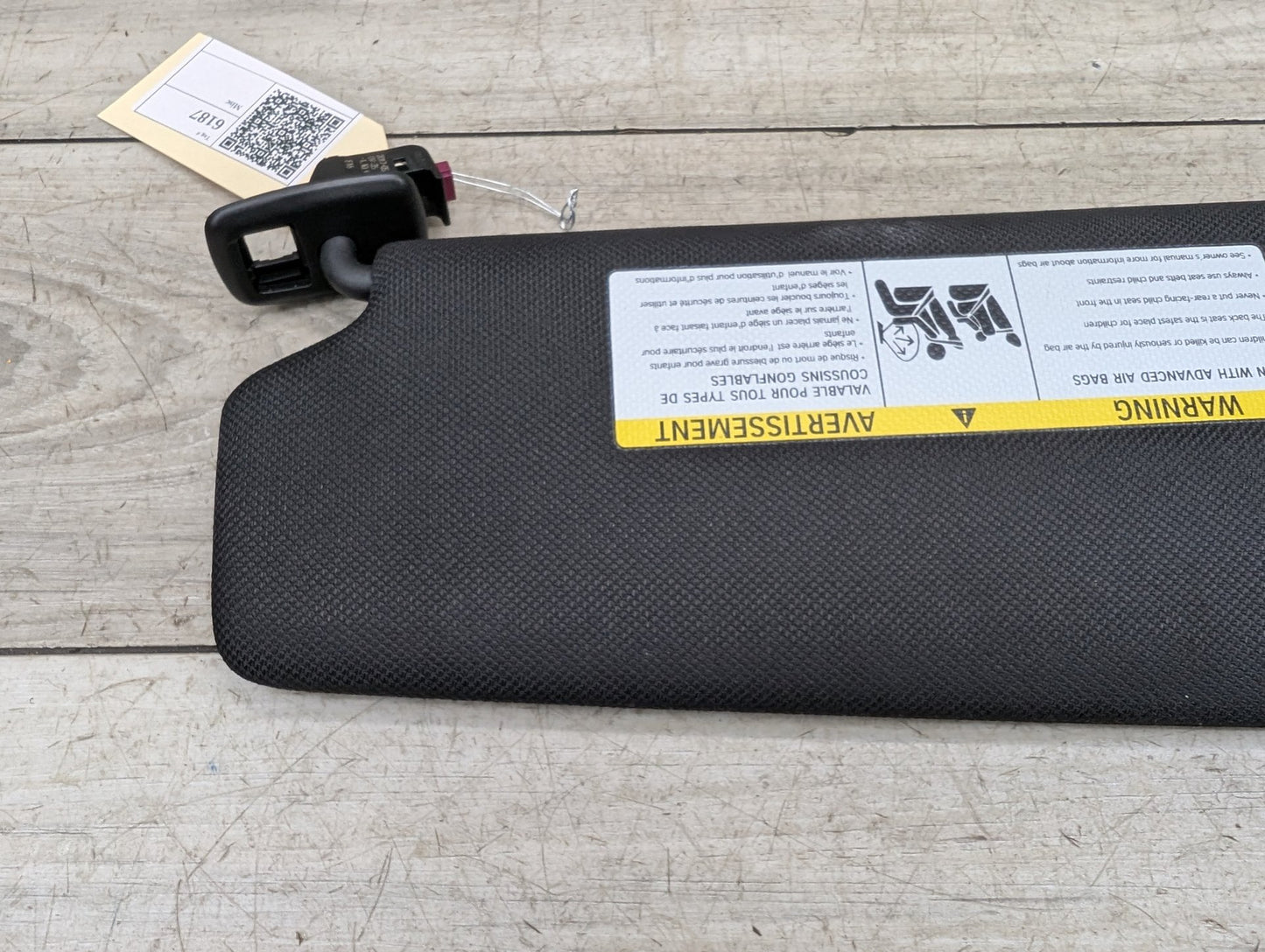 2017-2023 BMW M550i xDrive G30 Front Right Passenger Sun Visor 8068742